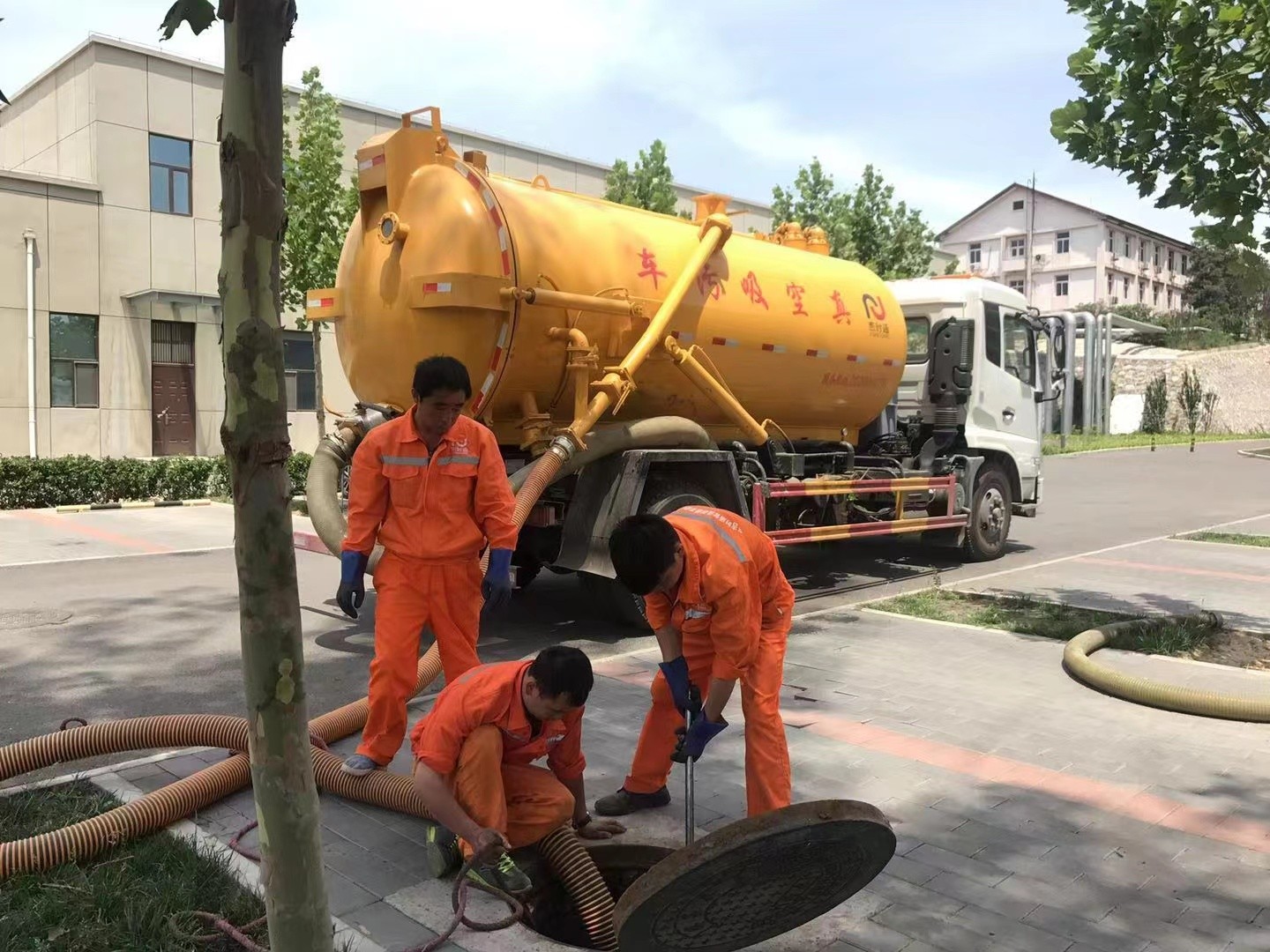 埇桥化粪池清理与5-8吨吸粪车施工效率分析